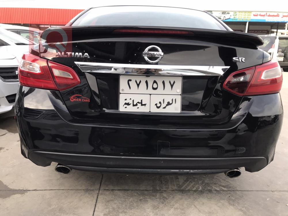 نيسان ألتيما
